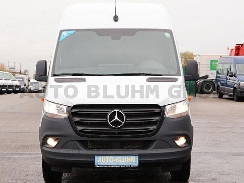 Gebraucht Mercedes Sprinter 170 PS (125 kW) 2024 Arktikweiß Van