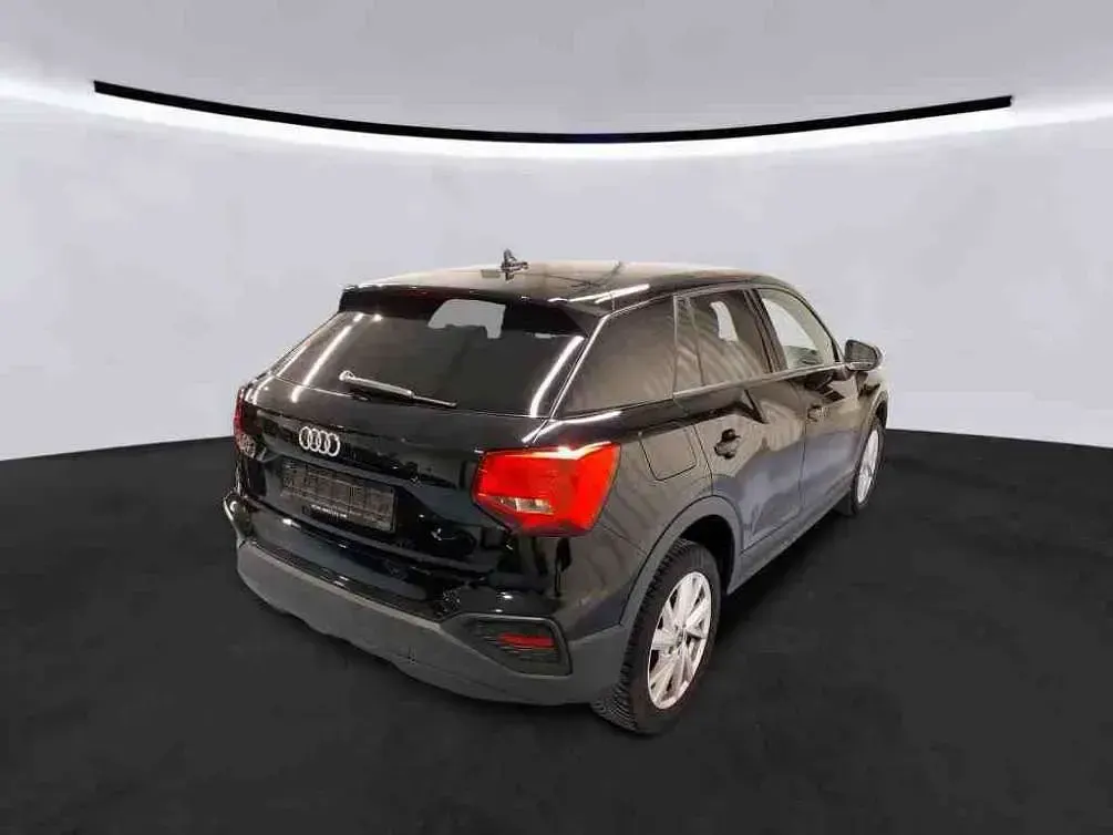 Gebraucht Audi Q2 Comfort 150 PS (110 kW) 2022 Mythosschwarz metallic SUV