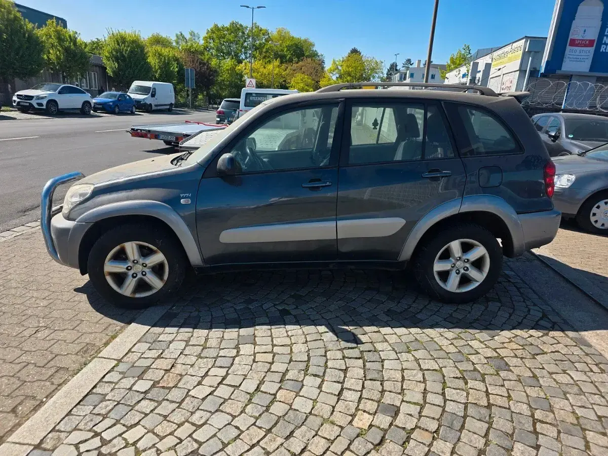 Gebraucht Toyota RAV4 Executive 150 PS (110 kW) 2005 Grau SUV