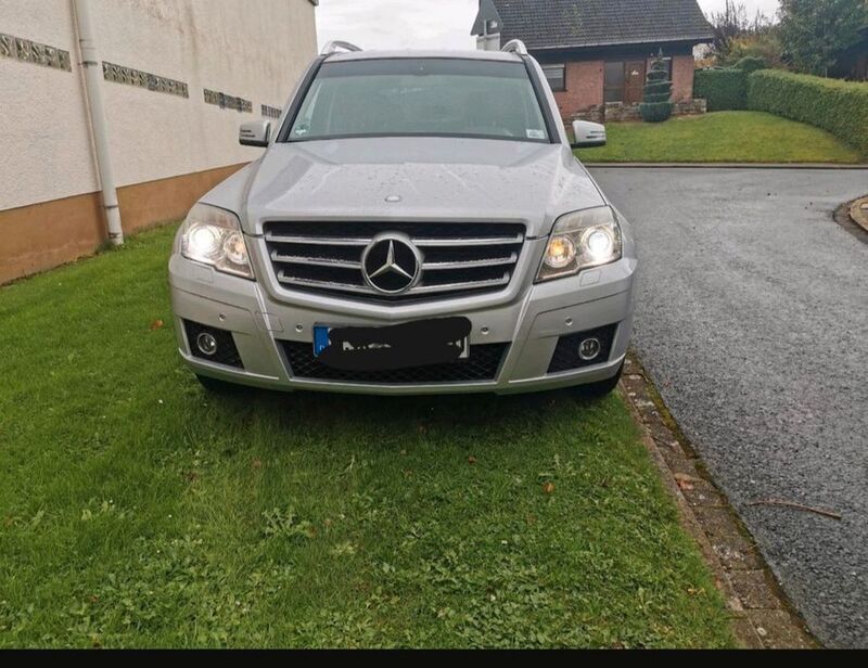 Silber Gebraucht 2009 Mercedes GLK220 SUV | 9.000 € (Fairer Preis) - Bild 1/4