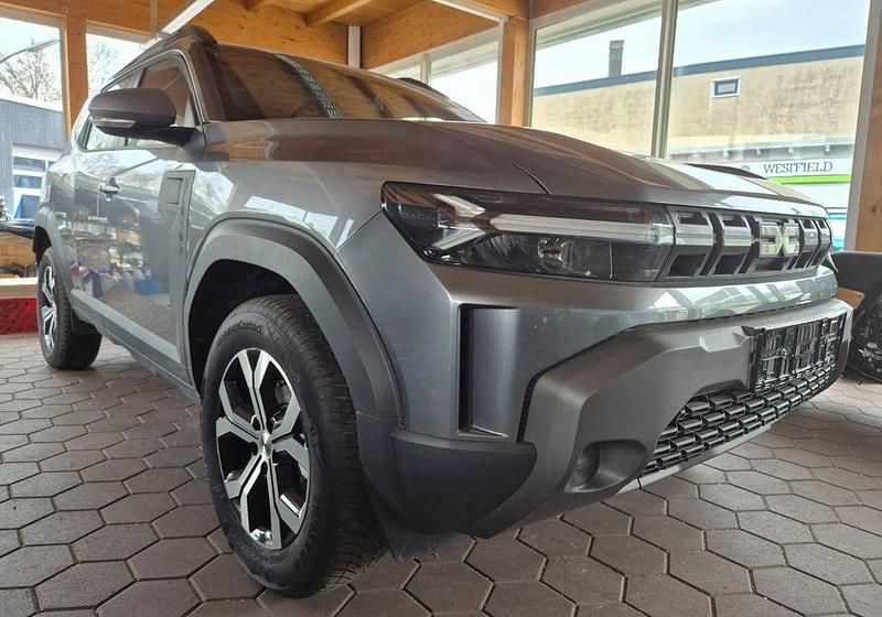 Neu Dacia Duster 131 PS (96 kW) 2026 Grau SUV