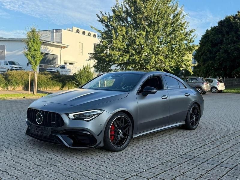 Grau Gebraucht 2020 Mercedes CLA45 AMG AMG Limousine | 41.499 € (Guter Preis) - Bild 1/4
