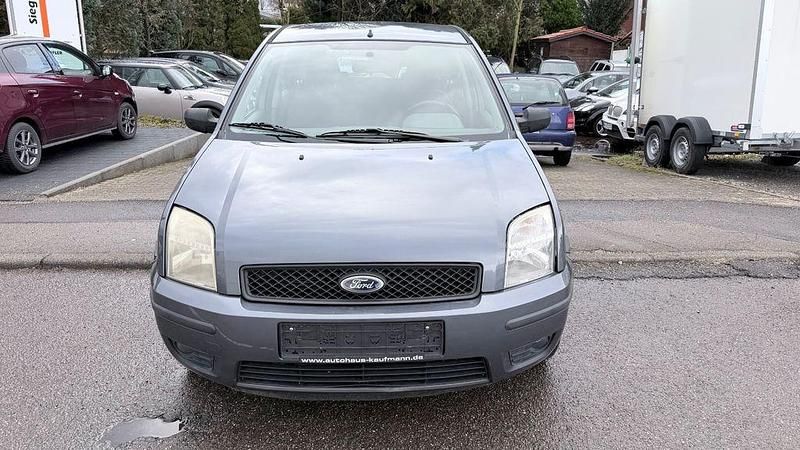 Gebraucht Ford Fusion Trend 80 PS (58 kW) 2003 Grau Kleinwagen