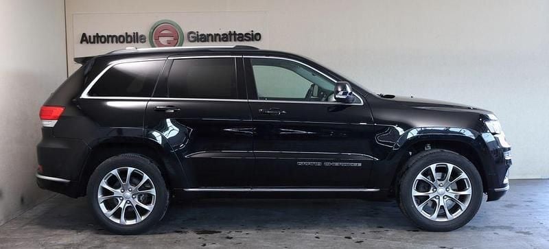 Gebraucht Jeep Grand Cherokee Summit 250 PS (183 kW) 2019 Schwarz SUV
