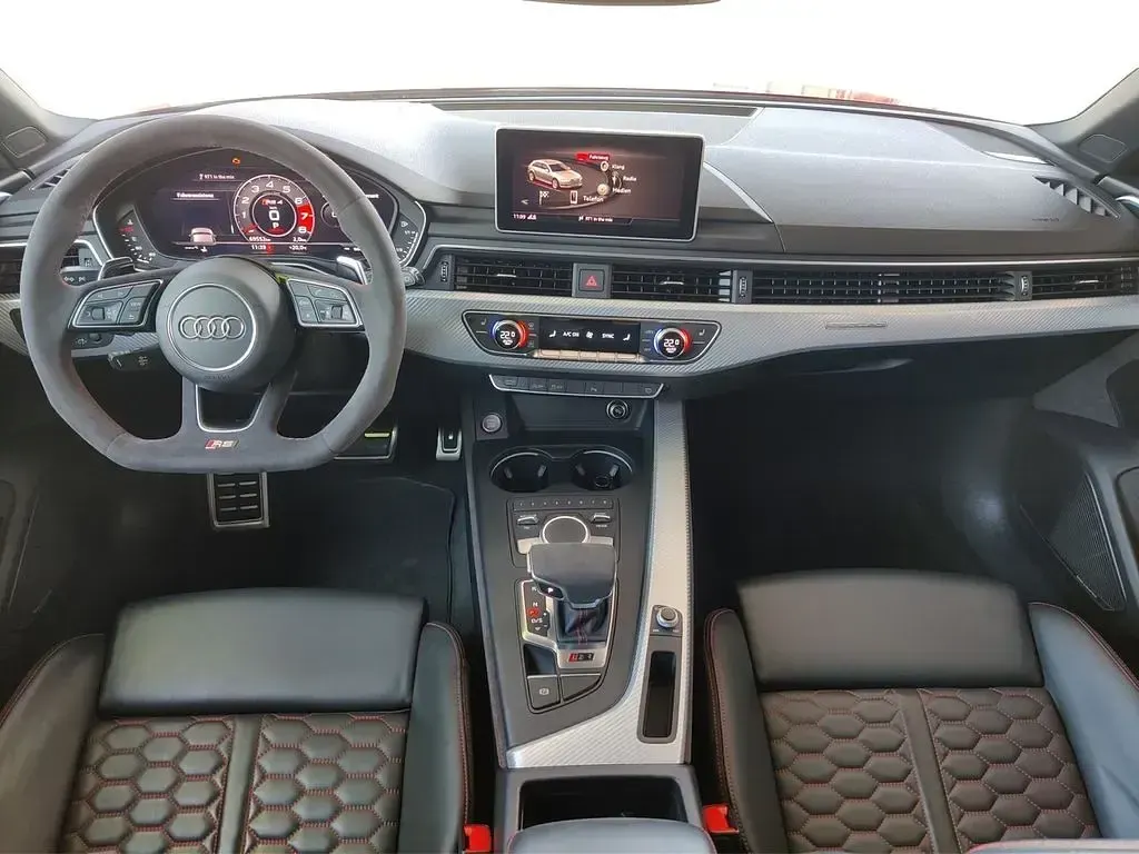 Gebraucht Audi RS4 Sport 450 PS (330 kW) 2019 Misanorot perleffekt Kombi