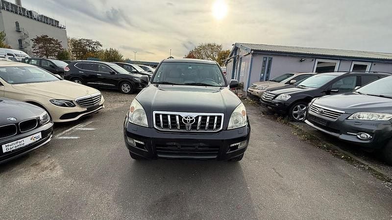 Schwarz Gebraucht 2004 Toyota Land Cruiser SUV | 9.899 € (Superpreis) - Bild 1/4
