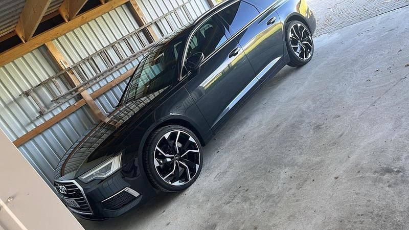 Gebraucht Audi A6 Comfort 231 PS (169 kW) 2019 Grau Kombi