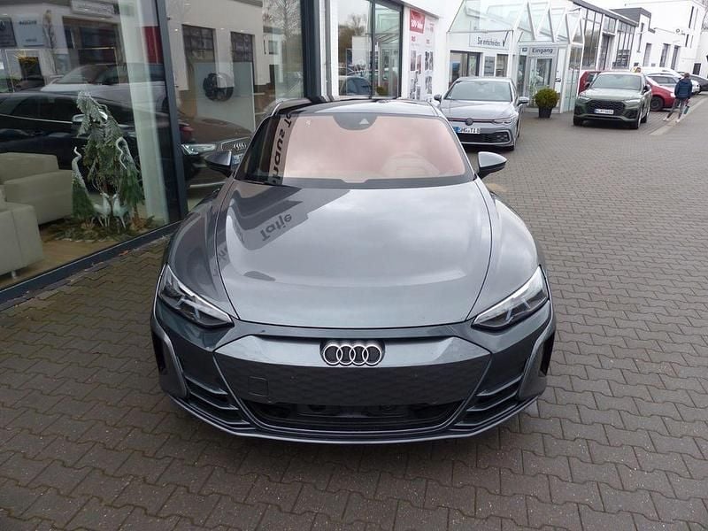 Gebraucht Audi e-tron GT quattro Sport 350 kW (476 PS) 2022 Grau Limousine
