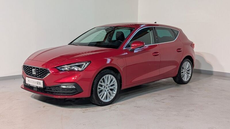 Rot Gebraucht 2020 Seat Leon Limousine | 17.999 € (Guter Preis) - Bild 1/4