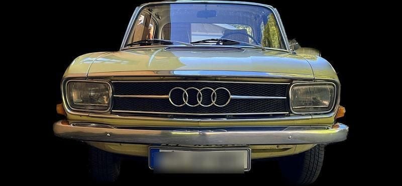 Gelb Gebraucht 1971 Audi F103 Limousine | 9.000 € - Bild 1/4