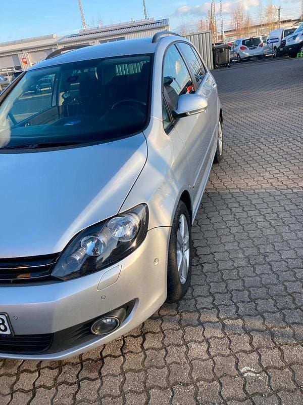 Gebraucht VW Golf VI 105 PS (77 kW) 2010 Grau Kleinwagen
