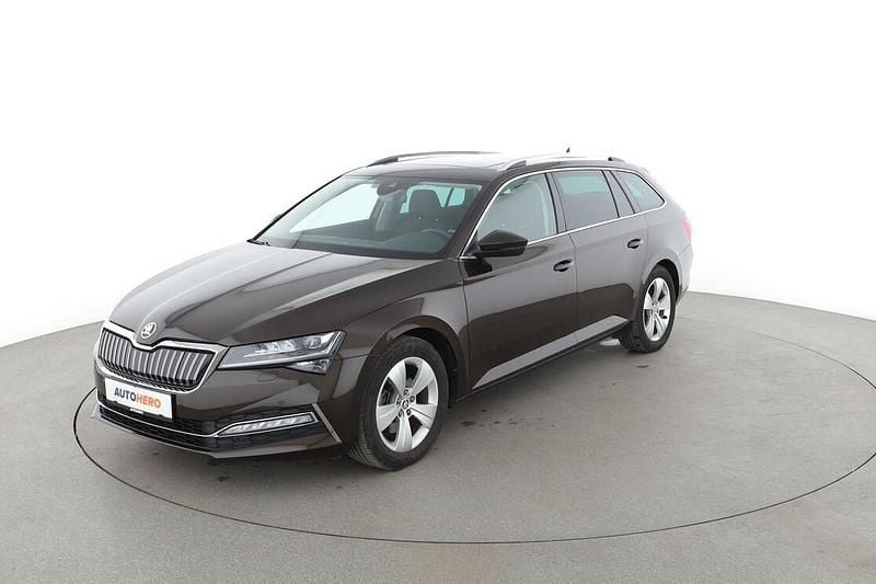 Braun Gebraucht 2020 Skoda Superb Style Kombi | 21.710 € (Guter Preis) - Bild 1/3