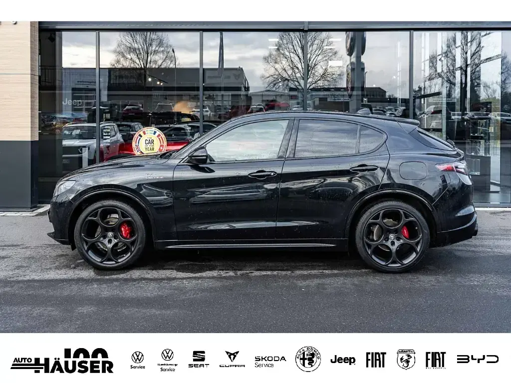 Gebraucht Alfa Romeo Stelvio Veloce 209 PS (153 kW) 2023 Schwarz SUV