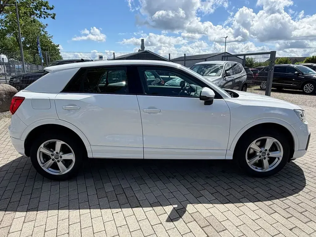 Gebraucht Audi Q2 Sport 150 PS (110 kW) 2019 Weiß SUV