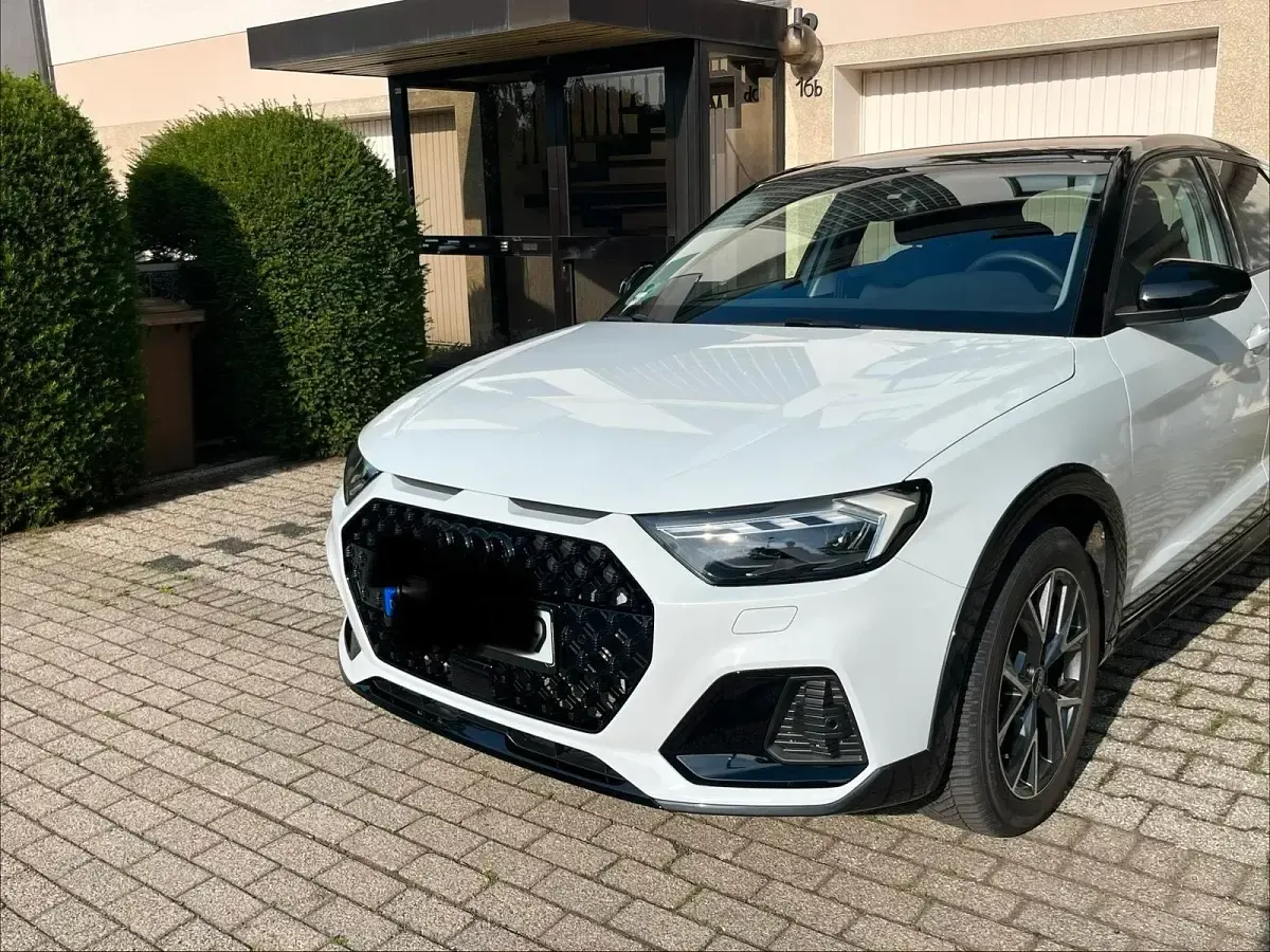 Gebraucht Audi A1 Ambiente 115 PS (84 kW) 2025 Weiß SUV
