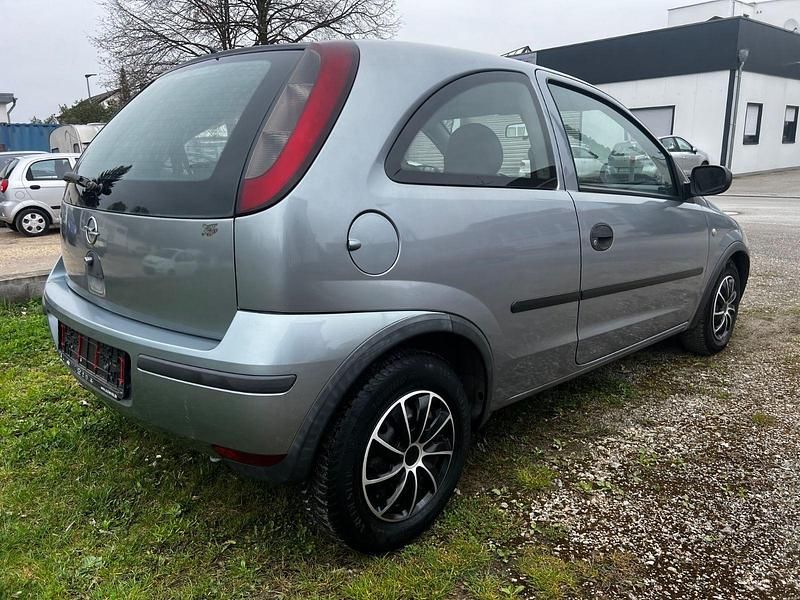 Usata Opel Corsa 60 CV (44 kW) 2004 Grigio Utilitaria