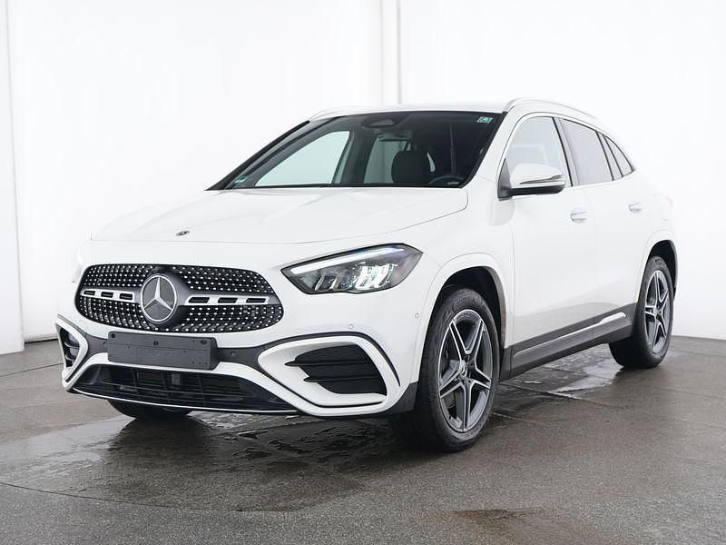 Weiß Gebraucht 2024 Mercedes GLA250 AMG SUV | 44.610 € (Fairer Preis) - Bild 1/4