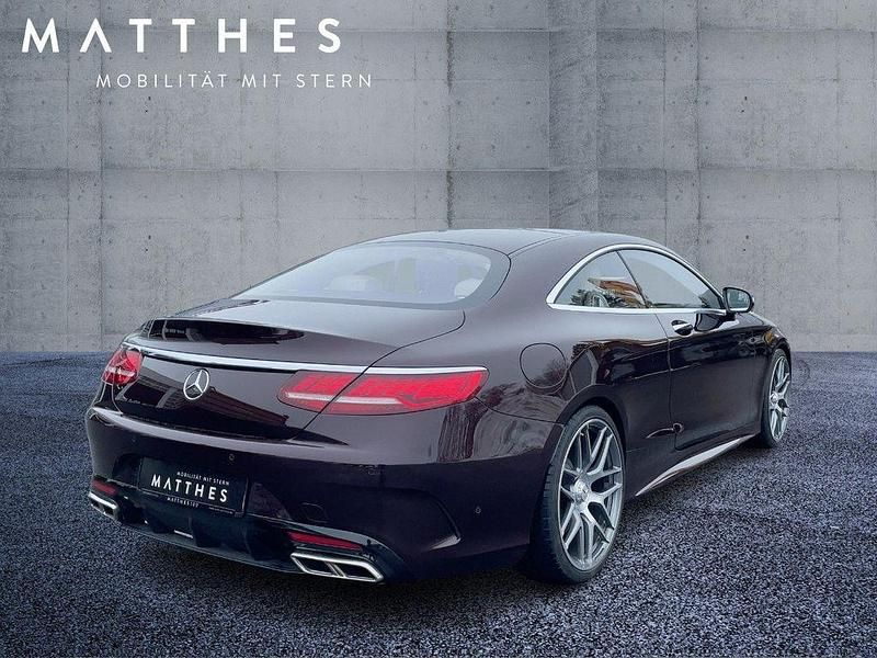 Gebraucht Mercedes S560 AMG 469 PS (344 kW) 2018 Rot Limousine