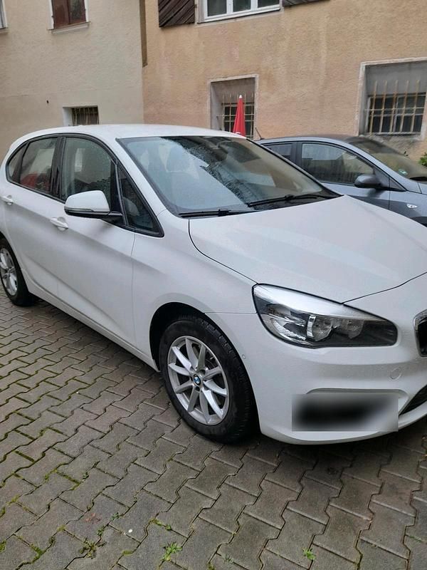 Gebraucht BMW 218 136 PS (100 kW) 2016 Weiß Kombi