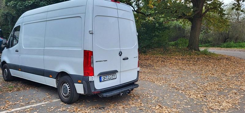 Gebraucht Mercedes Sprinter 143 PS (105 kW) 2018 Weiß Van