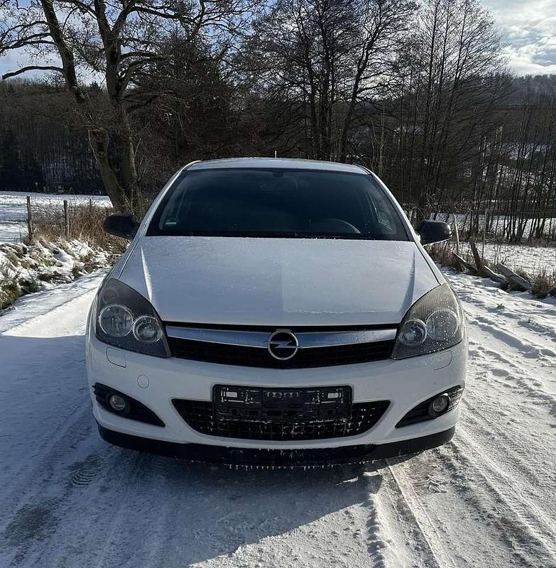 Gebraucht Opel Astra Selection 90 PS (66 kW) 2009 Weiß Kleinwagen