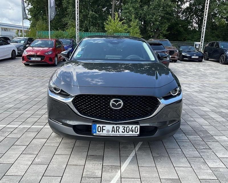 Grau Gebraucht 2025 Mazda CX-30 Homura-Line SUV | 27.999 € - Bild 1/4
