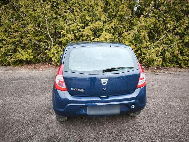 Gebraucht Dacia Sandero 75 PS (55 kW) 2010 Blau Kleinwagen
