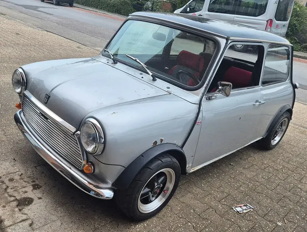 Usata Mini 1000 41 CV (30 kW) 1987 Argento Utilitaria
