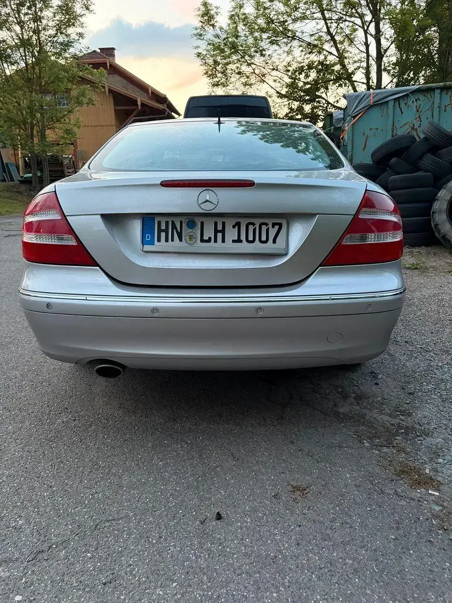 Gebraucht Mercedes CLK240 Avantgarde 170 PS (125 kW) 2003 Silber Coupé