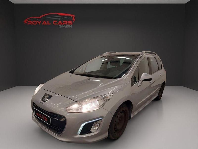 Gebraucht Peugeot 308 SW Active 111 PS (81 kW) 2012 Silber Kombi