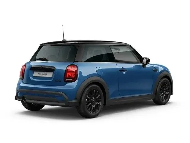 Gebraucht Mini Cooper Classic 136 PS (100 kW) 2023 Blau Kleinwagen
