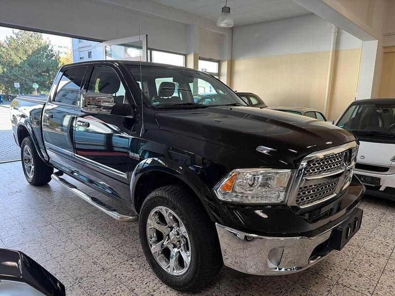 Schwarz Gebraucht 2013 Dodge Ram Abholung | 29.990 € (Fairer Preis) - Bild 1/4