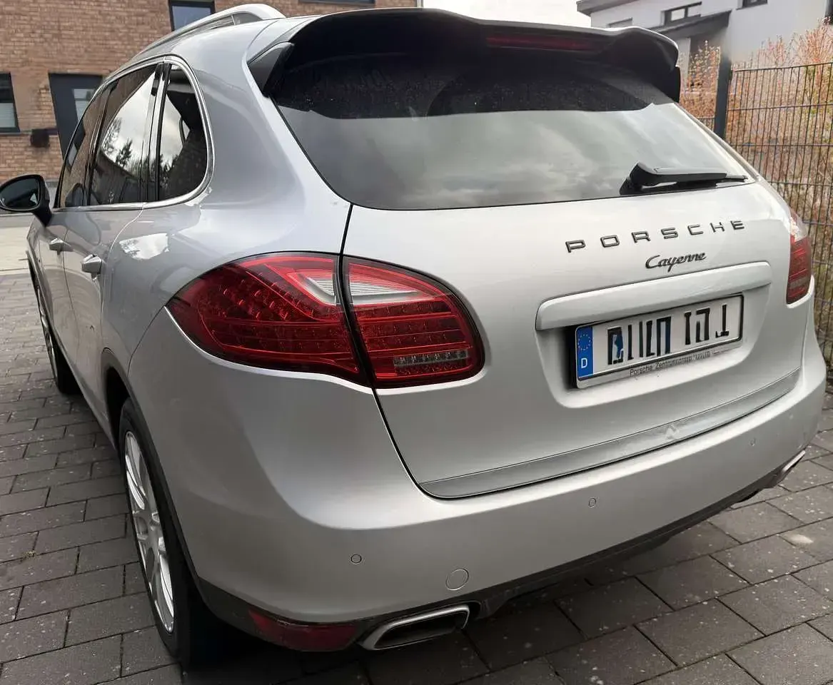 Gebraucht Porsche Cayenne Diesel 239 PS (175 kW) 2011 SUV
