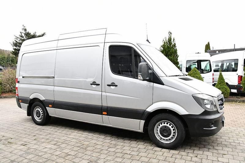 Gebraucht Mercedes Sprinter 163 PS (119 kW) 2018 Silber Van