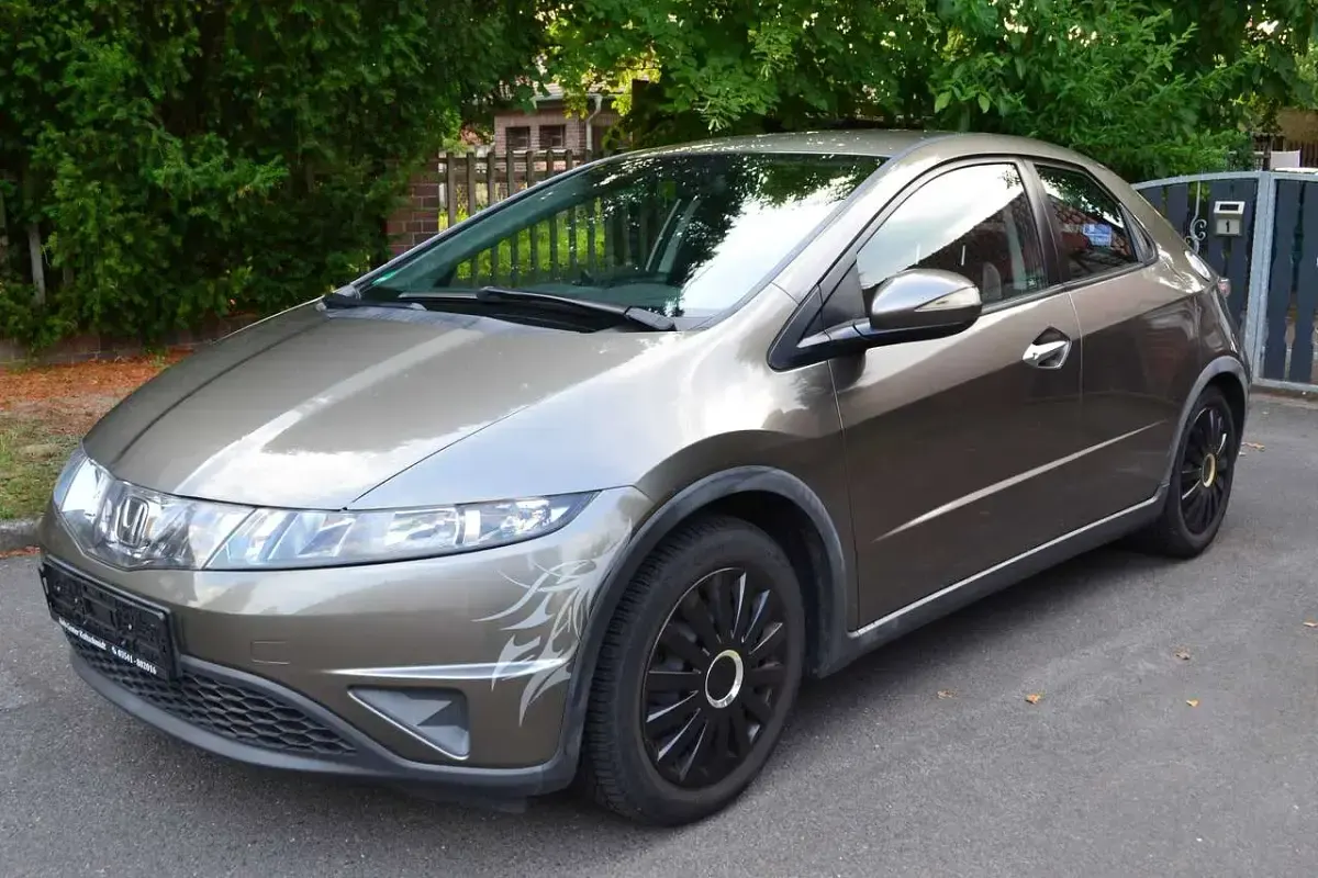 Gebraucht Honda Civic Comfort 83 PS (61 kW) 2008 Galaxy gray m. Limousine