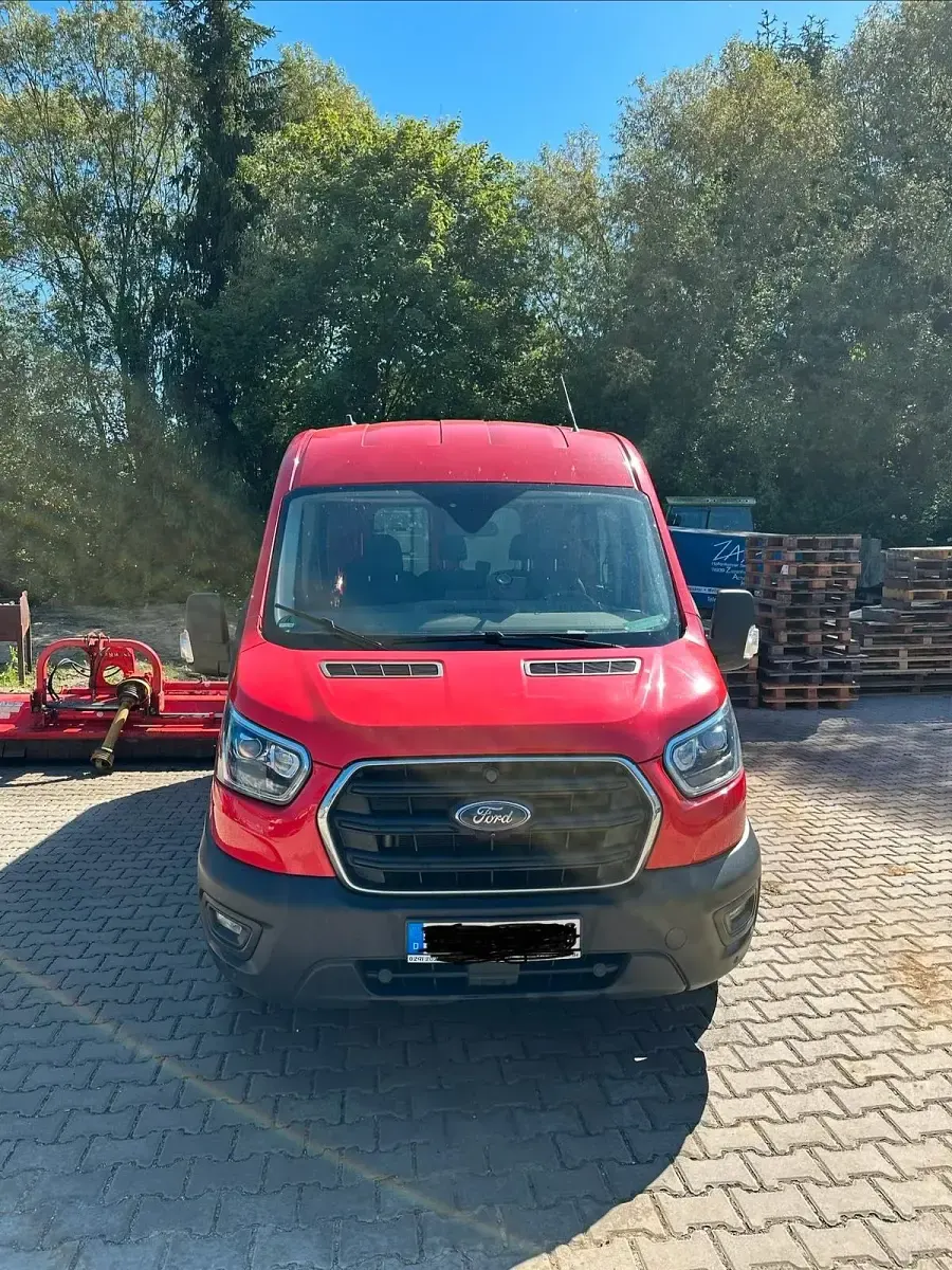 Gebraucht Ford Transit 170 PS (125 kW) 2020 Rot Van / Kleinbus