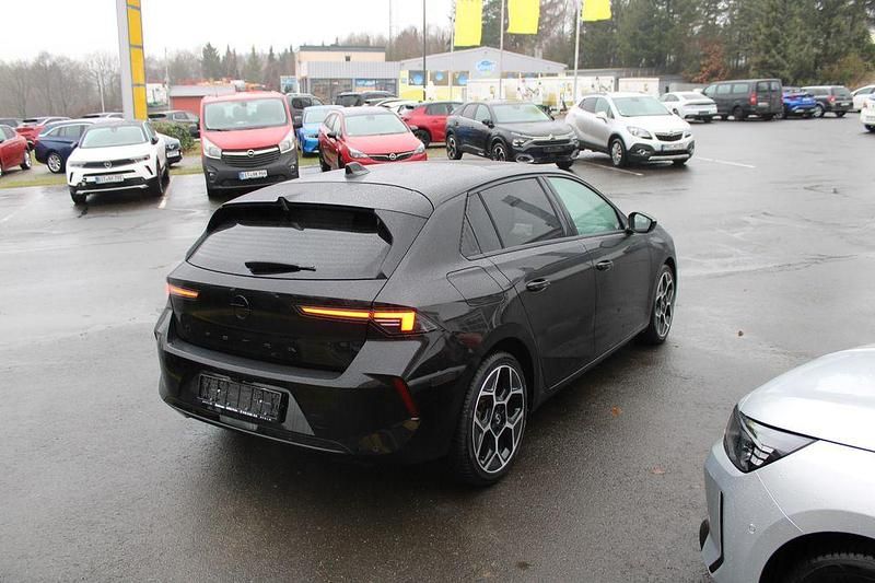 Gebraucht Opel Astra Ultimate 131 PS (96 kW) 2024 Schwarz Limousine