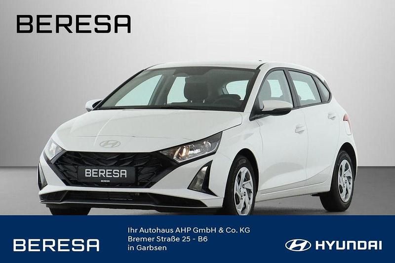 Neu Hyundai i20 Select 101 PS (74 kW) 2025 Weiß Limousine