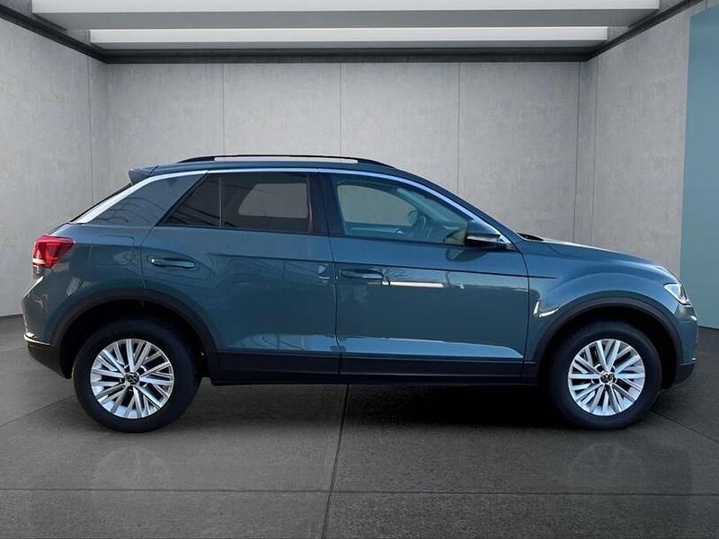 Gebraucht VW T-Roc 116 PS (85 kW) 2024 Blau SUV