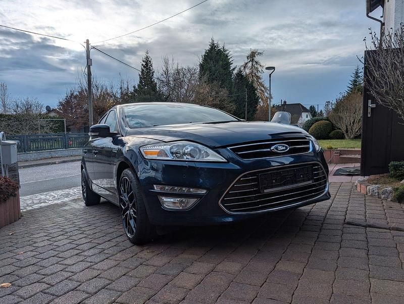 Gebraucht Ford Mondeo Titanium X 203 PS (149 kW) 2014 Blau Limousine