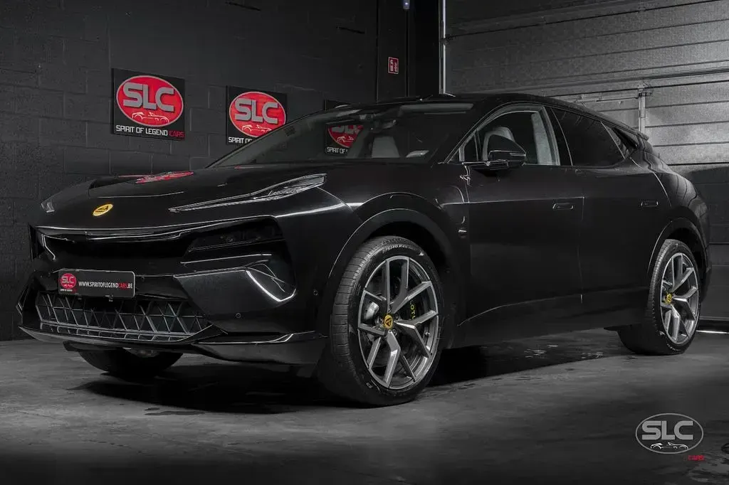 Używany Lotus Eletre 450 kW (612 KM) 2023 Czarny SUV
