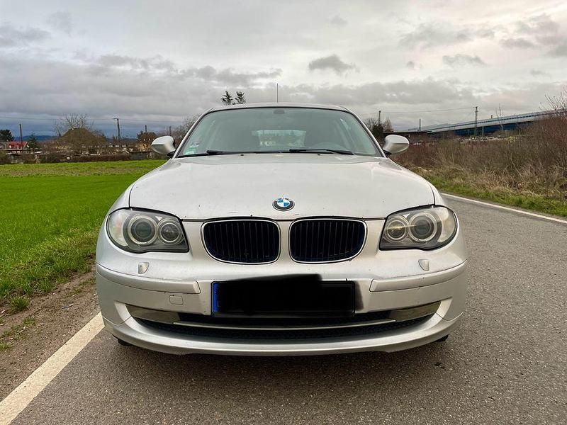 Gebraucht BMW 116 Advantage 116 PS (85 kW) 2009 Silber Kleinwagen