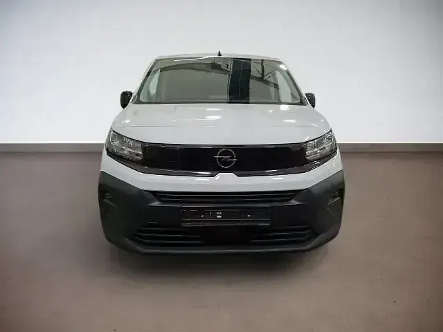 Occasion Opel Combo 131 ch (96 kW) 2025 Blanc Monospace