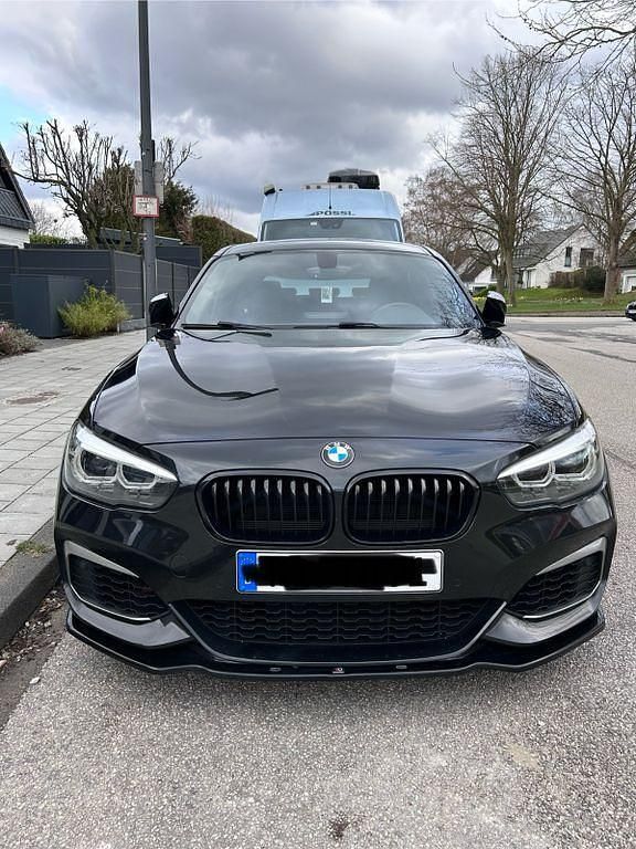 Schwarz Gebraucht 2019 BMW M140 M Sport Limousine | 28.250 € (Fairer Preis) - Bild 1/4