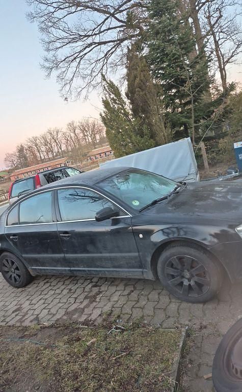 Gebraucht Skoda Superb 131 PS (96 kW) 2004 Schwarz Limousine