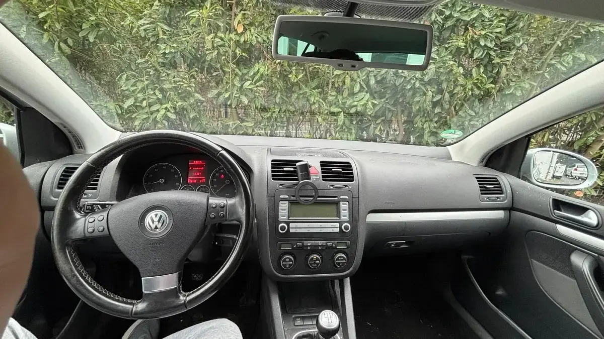 Gebraucht VW Golf VI 65 PS (47 kW) 2008 Silber Kleinwagen