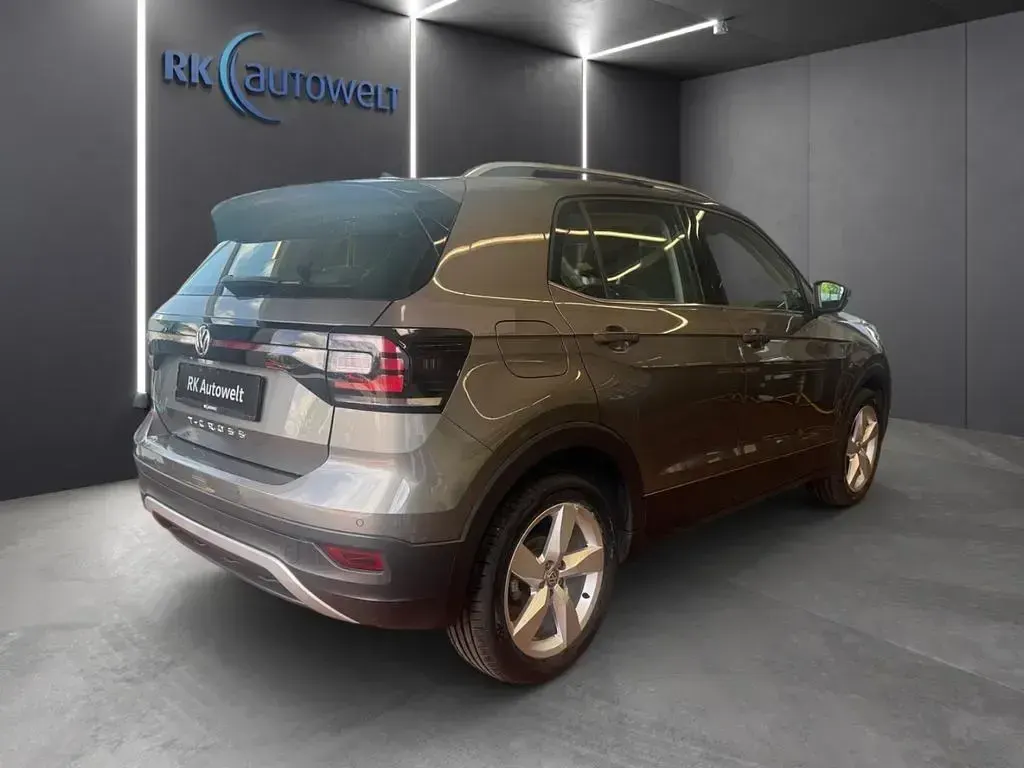 Gebraucht VW T-Cross Style 116 PS (85 kW) 2020 Grau SUV