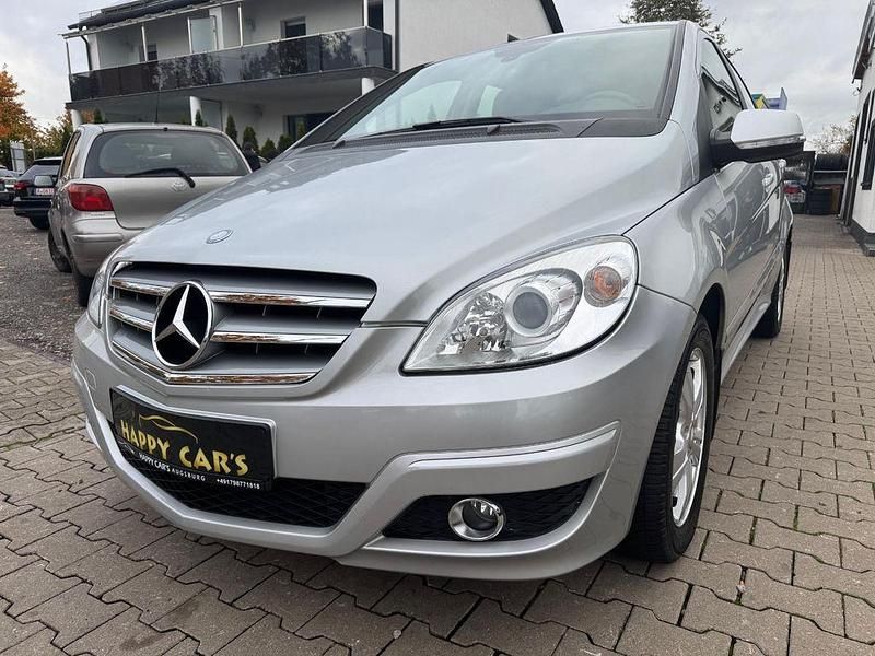 Silber Gebraucht 2008 Mercedes B170 Van / Kleinbus | 3.900 € (Superpreis) - Bild 1/4