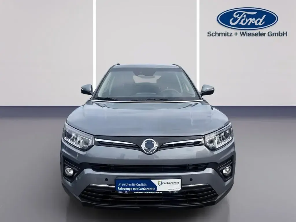 Gebraucht SsangYong Tivoli Quartz 163 PS (119 kW) 2023 Grau SUV