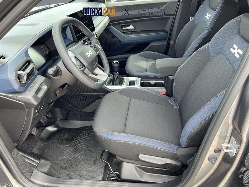 Neu Dacia Duster Journey 101 PS (74 kW) 2025 Grau SUV